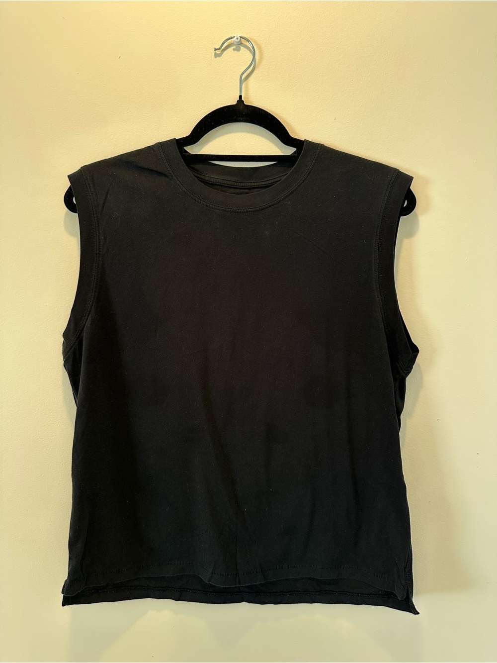 Frame Denim Black Muscle Tee — Sleeveless Crewneck Top